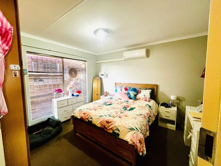 3 Bedroom Property for Sale in Langenhovenpark Free State